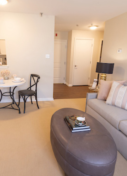 retirementunlimited-Heatherwood-onebedroom-image-front